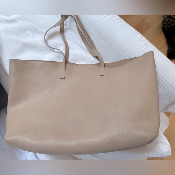 Authentic Saint Laurent East West Large Tote - Well Worn with Pouchette - Picture 3 of 14